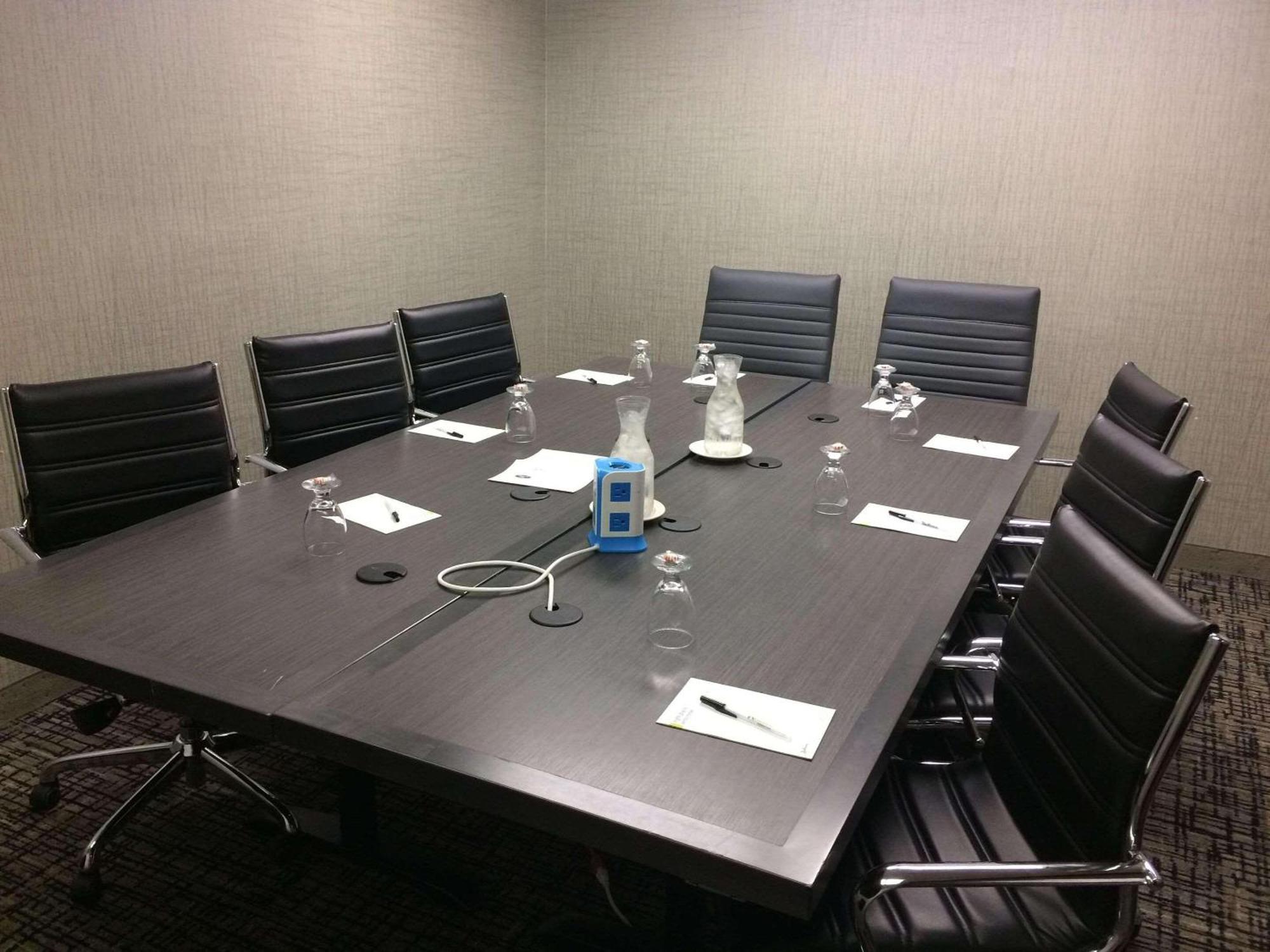 Holiday Inn Coralville - Iowa City By Ihg Extérieur photo