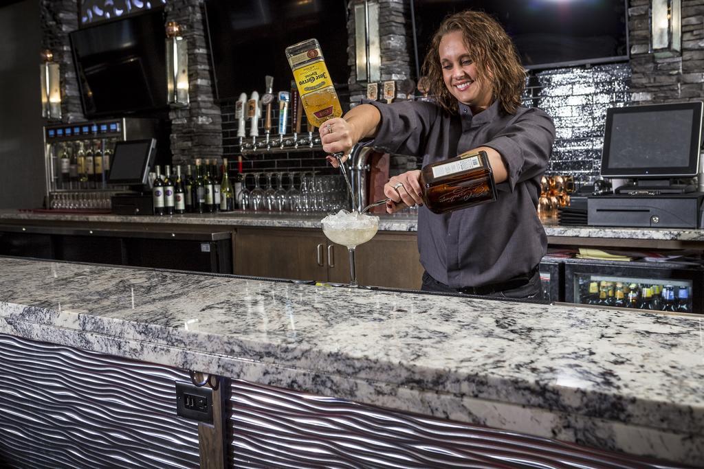 Holiday Inn Coralville - Iowa City By Ihg Extérieur photo